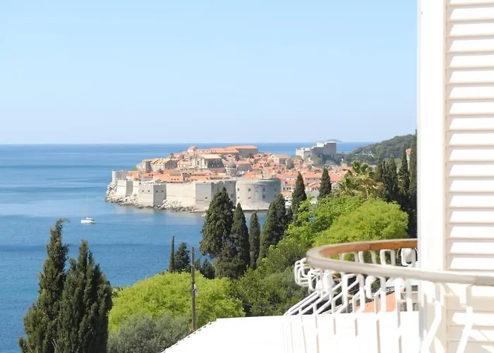 Golden Stream شقة دوبروفينك